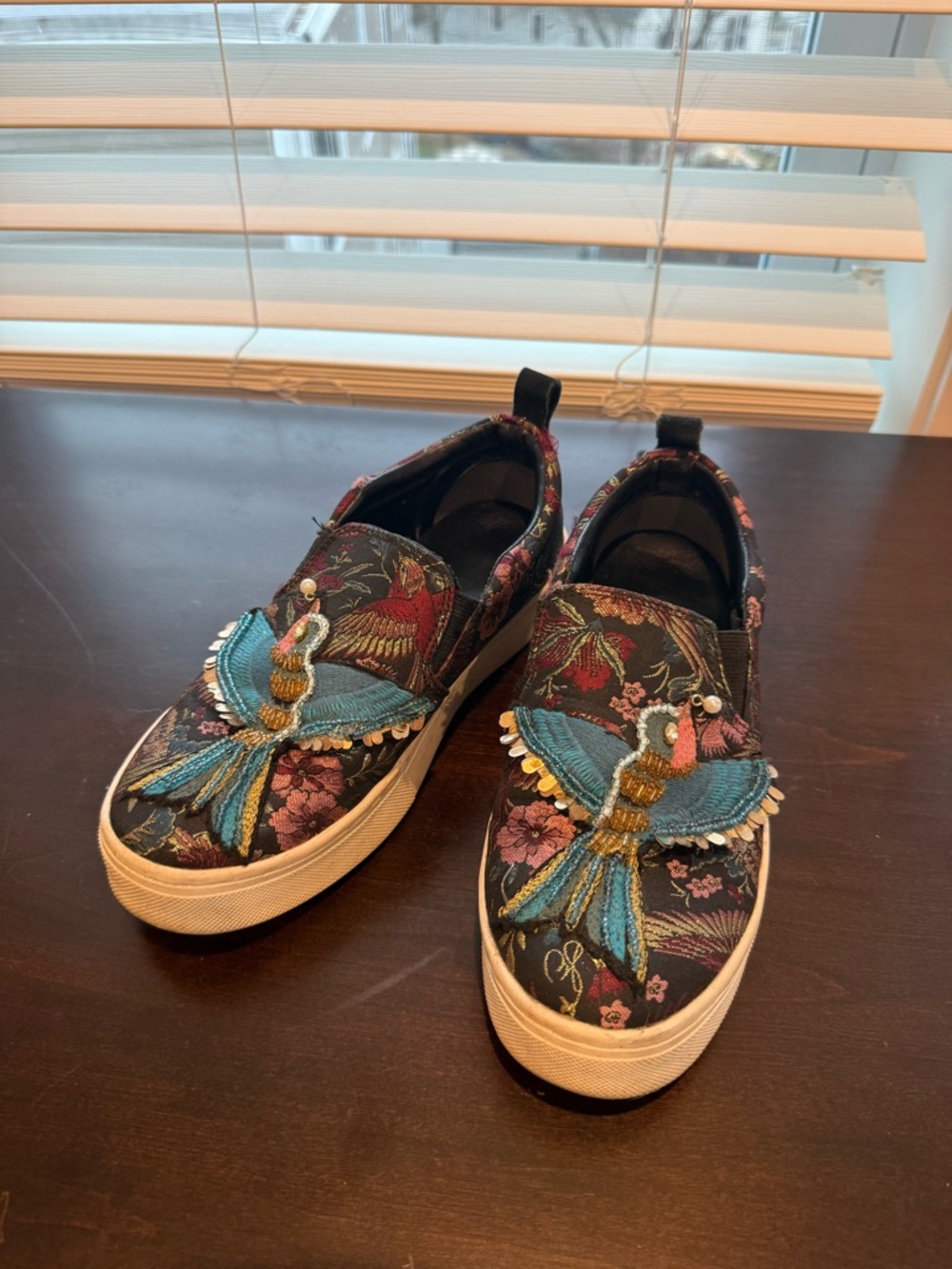 Women Slip-On Sneakers